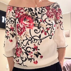 White House black market off the shoulder floral  polyester top size medium